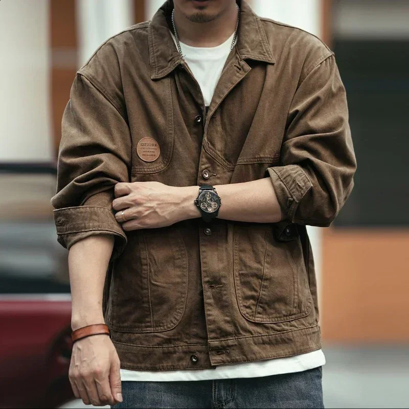 Jeans Coat for Men Cargo Button Denim Jackets Man Brown Cowboy Korea Y2k of Fabric Low Price Cowgirl in Lowest High Quality Worn 240816