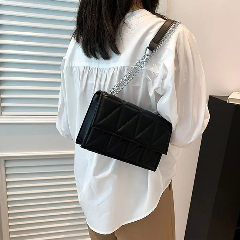 1PC fashion retro small square bag casual trend crossbody chain shoulder 240816Z