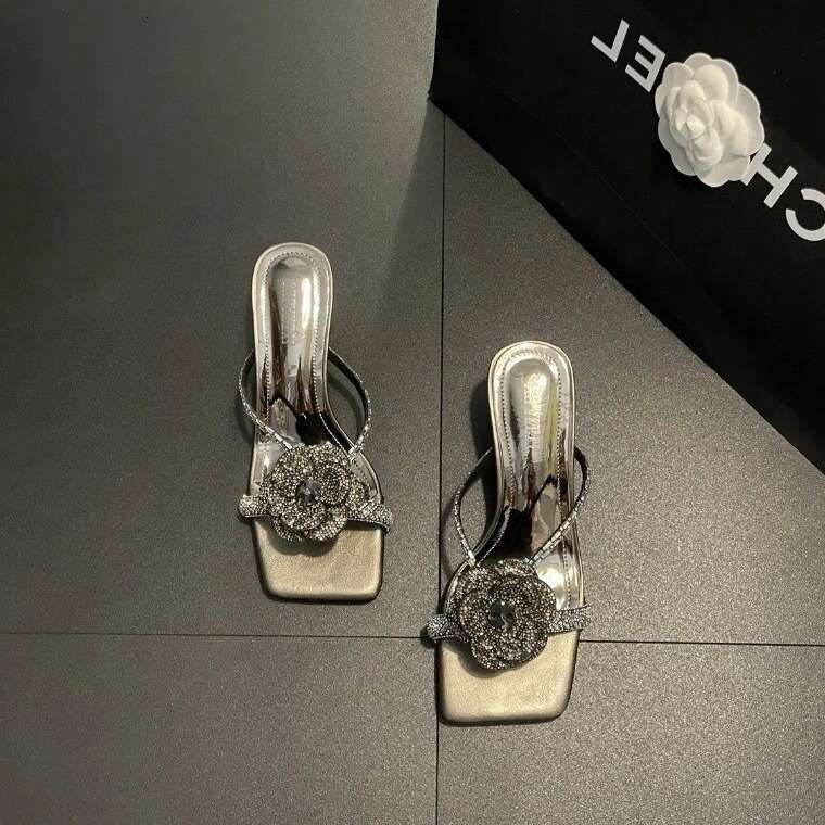 Beautiful crystal high heels women's 2024 new rhinestone camellia flip flops high heels summer skirt wear high heels size