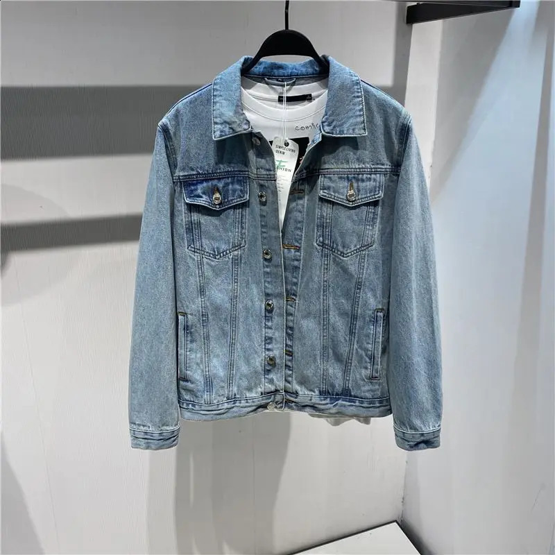 Mens Denim Jacket with Embroidery Male Jean Coats Blue Original Autumn Menswear Y2k Fashion Washed Joker Cowboy Large Size L G 240816