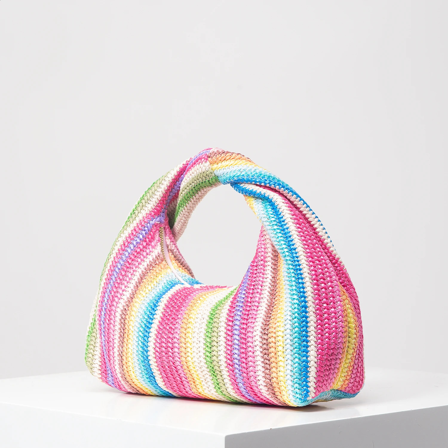 Vintage woven handbag simple bag beach wind rainbow bag holiday casual straw purse random pattern 240730