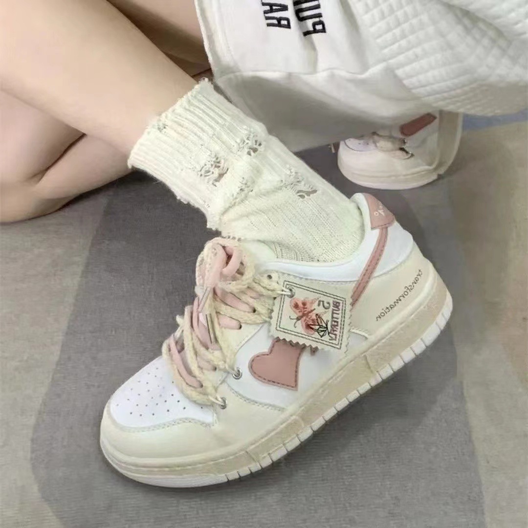 Women Casual Vintage Versatile Chinese Fashion Design Sense Shoes Free shipping