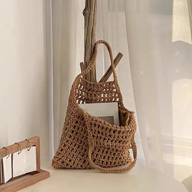 Fashion crochet handbag for womens summer beach large capacity hollow knitted bag Bohemian shoulder 240913
