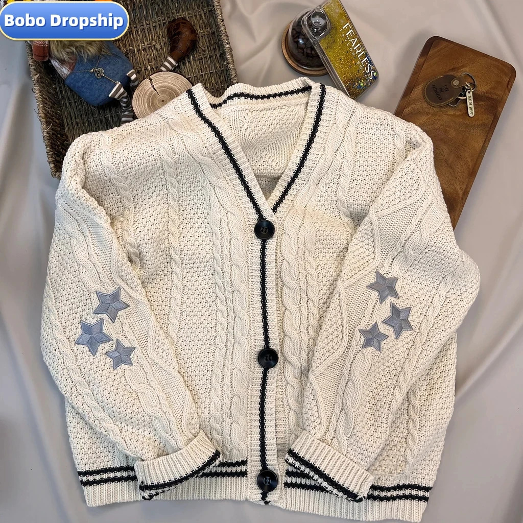 Autumn Vintage Knit Warm Beige Cardigan Women Y2k Star Sweater Winter Loose Fit Long Sleeves Holiday Cardigan Knitwear Female 240731