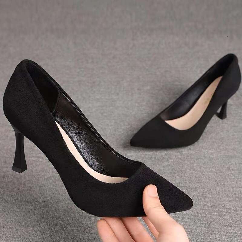 2024S 2024 New Fine Suede Professional Work Women's Students Ceremonial High Heels New Female Pointed Head Middle Heel Single Shoes Black