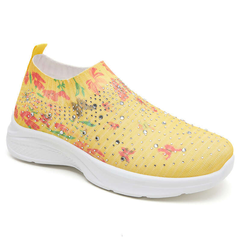 Summer Versatile Women's Shoes Soft Sole Colorful Printing Breathable Comfortable Suitable Fashion Walking shoes Triple White Free shipping size