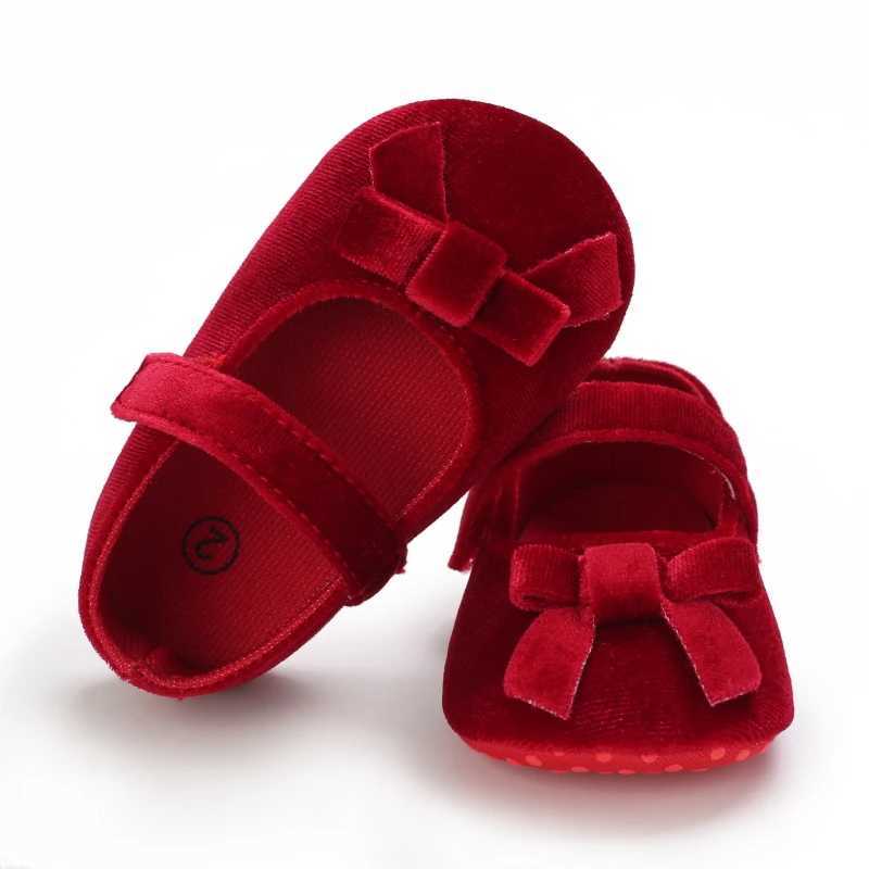 Prewalker Newborn Baby Plush Bow Solid Color Soft Comfort 0-18 Months Baby Casual Shoes Toddlers X250220