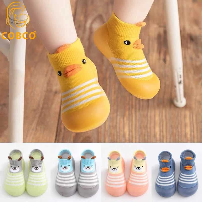 Animal pattern baby floor socks anti slip silicone soles cute cartoon childrens shoes breathable and casual cotton baby boys and girls shoes X250409