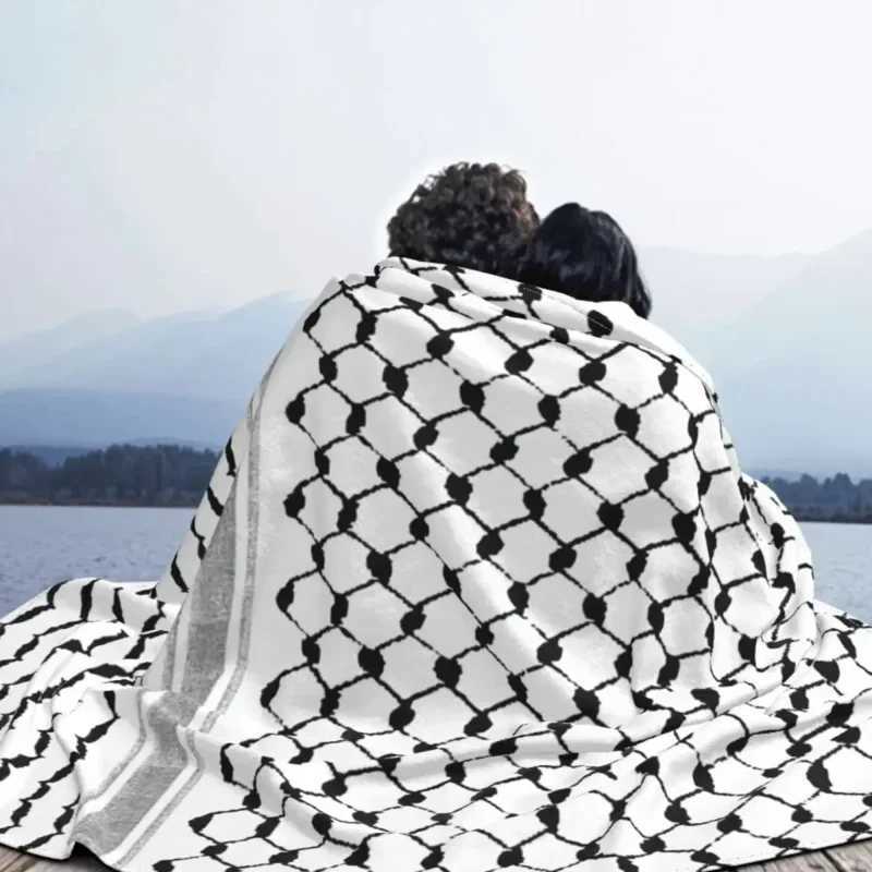 Palestinian Hatta Kufiya Folk Pattern Blankets Coral Fleece Plush Palestine Arabic Keffiyeh Throw Blanket for Bed Car Rug Piece Y240730