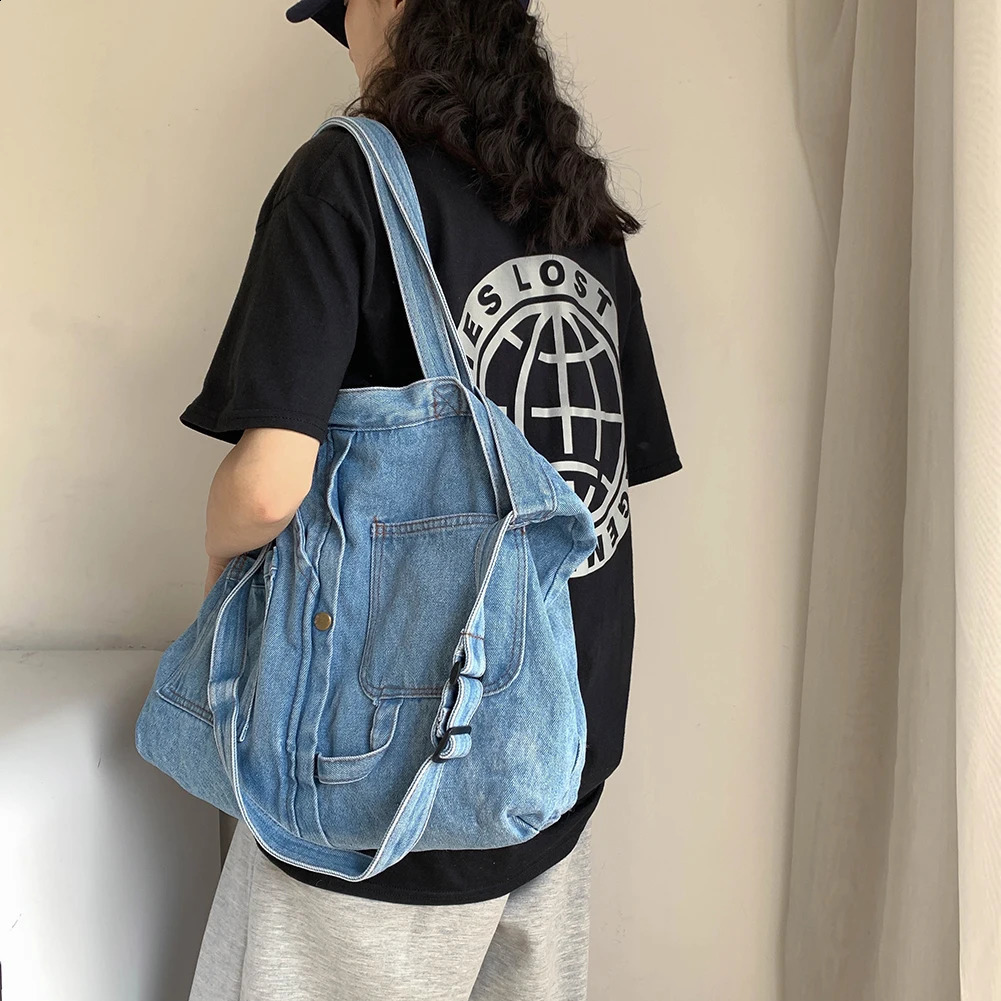 Retro messenger bag denim fashionable shoulder large capacity handbag retro travel 240731