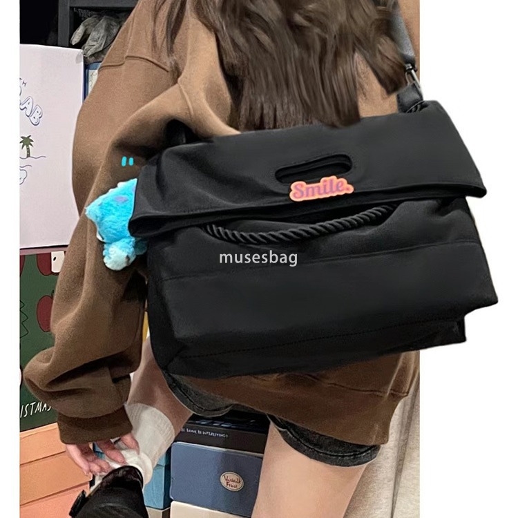 Korean version nylon crossbody bag female messenger bag New college students class large capacity tote bag