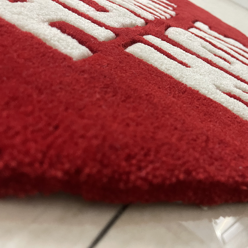 Home Furnishings Artistic Carpet Human Made Heart Classic Logo Area Rug Hypebeast Kidsroom Bedroom Playroom 3D Handmade Acrylic Yarn Trending Floor Ma