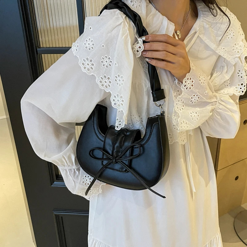 LEFTSIDE Cute Bow Tie Underarm Bag with Rope Handle Shoulder Bags for Women Female Trend Small Crossbody Bag Lady Handbags 240731