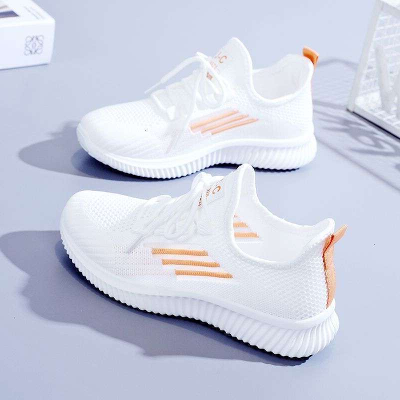 2024 Women's white casual summer breathable sports women's lightweight and comfortable soft soled mesh shoes