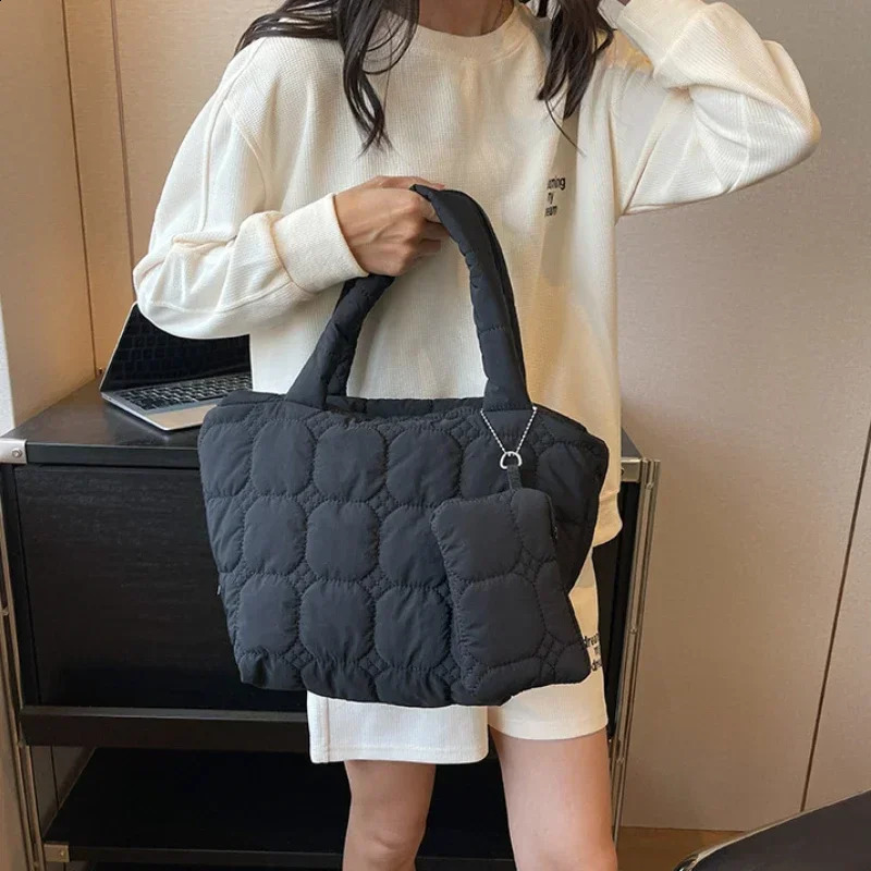 Fashion Quilted Embroidery Thread Handbag Lightweight Puffy TopHandle Bag Large Capacity Ladies Small Totes with Mini Purse 240731