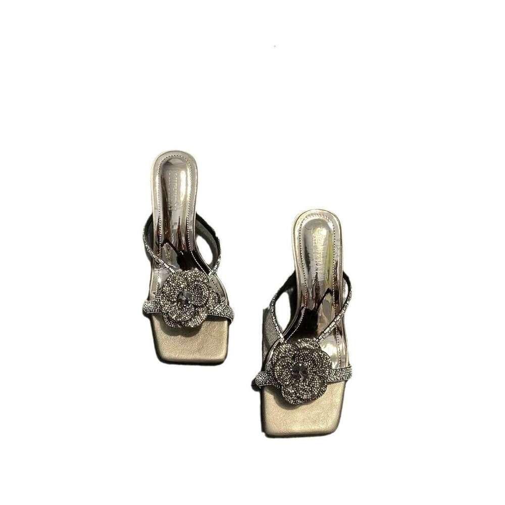 Beautiful crystal high heels women's 2024 new rhinestone camellia flip flops high heels summer skirt wear high heels size