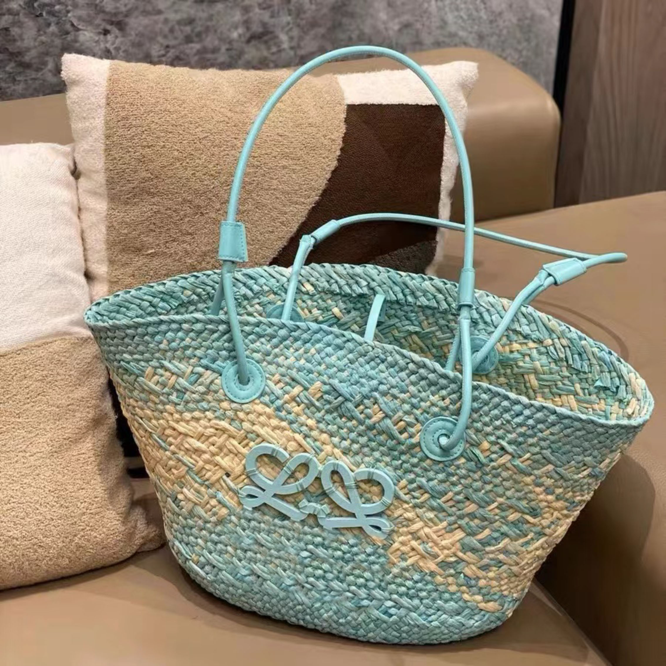 Luojia French large-capacity shopping basket Tote bag holiday shopping shoulder handbag hand-woven bag girl.