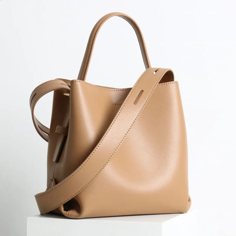 Cowhide Handbags: Genuine Leather Bucket Shoulder Handbags, High-Grade Crossbody Messenger Bag For Women