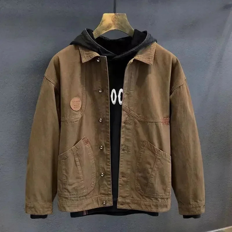 Jeans Coat for Men Cargo Button Denim Jackets Man Brown Cowboy Korea Y2k of Fabric Low Price Cowgirl in Lowest High Quality Worn 240816