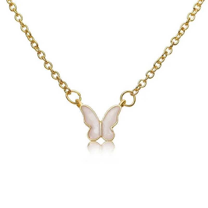 Korean Fashion Butterfly Necklace Womens Elegant Gold Pendant Chain Necklace Retro Style Fashion Jewelry Wholesale W240731