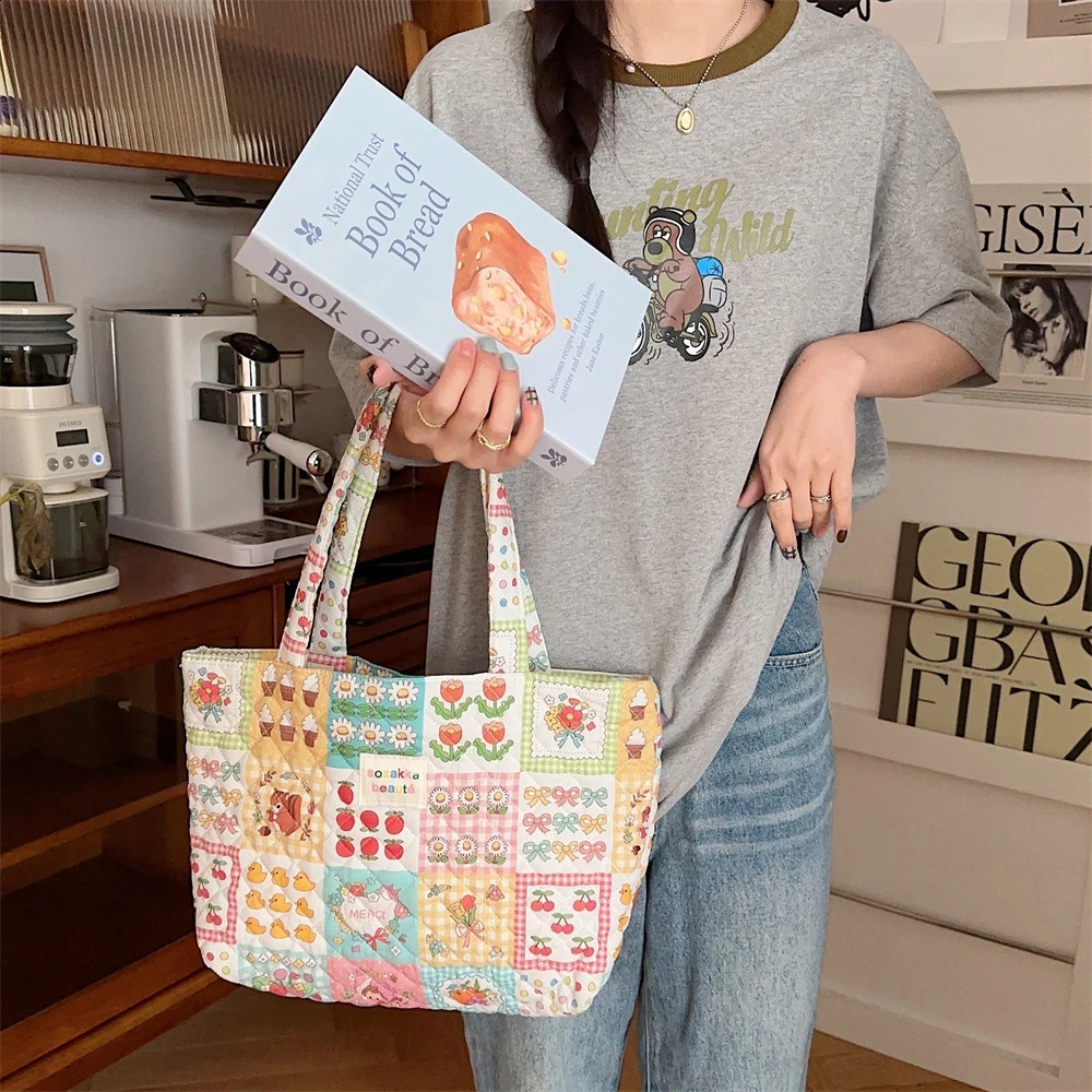 Cartoon Print Womens Shoulder Bag Large Capacity Ladies Tote Handbags Soft Quilted Female Travel Shopping Bags Girls Book Bag 240731