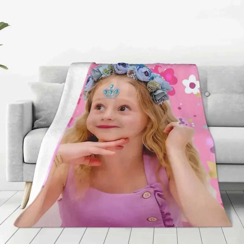 Cute Like Nastya Fuzzy Blanket Cartoon Vintage Throw Blanket for Home Hotel Sofa 200x150cm Bedspreads Y240730
