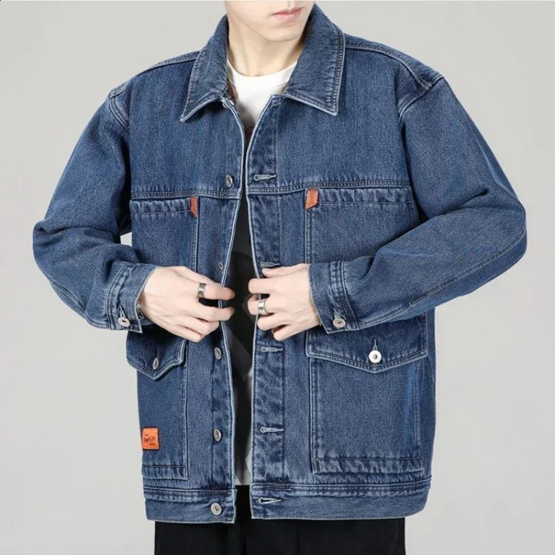 Denim Jackets Man Wool with Sheep Jeans Coat Overcoat Black Wide Shoulders Padded Warm Padding for Men Loose Big Size L Y2k Rock 240816