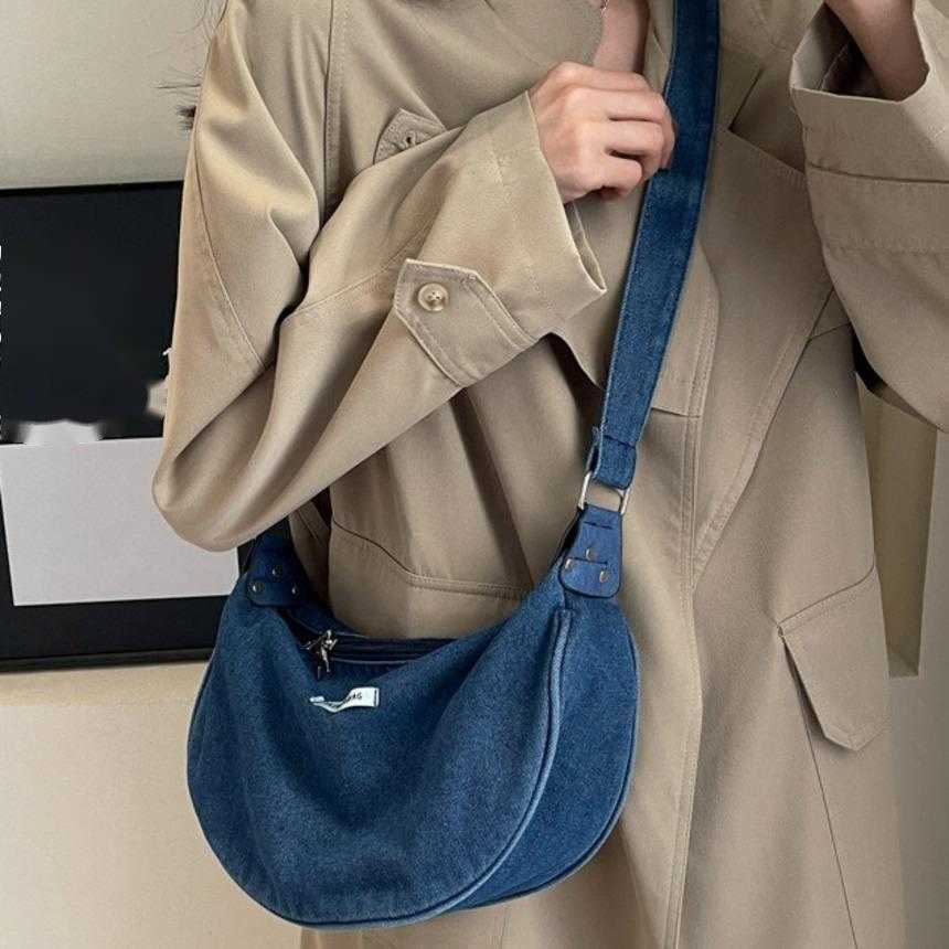 Shoulder Bags Niche Design Crossbody Bag For Women Denim Dumpling Bag Simple Versatile Small Shoulder Bag Commuting Single Shoulder Bag 241015
