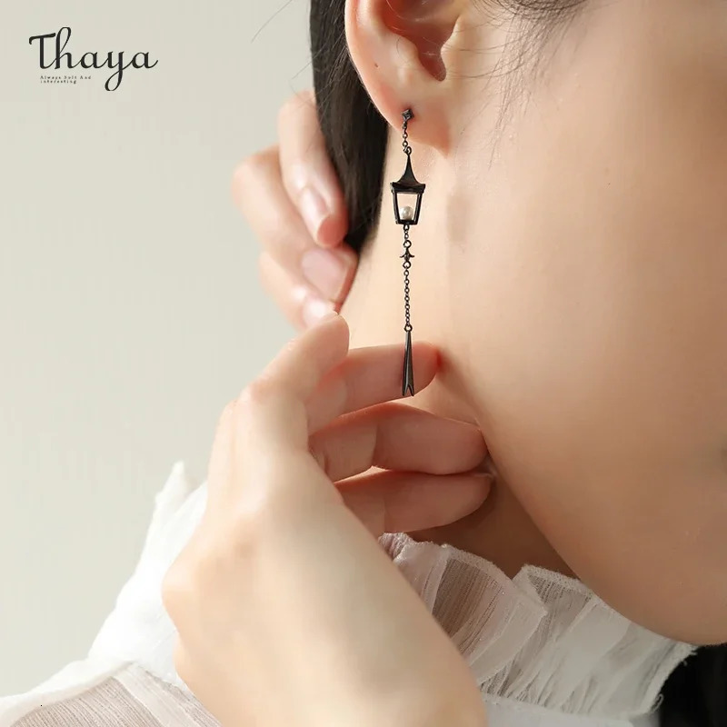 Thaya 100% S925 sterling silver womens pendant earrings retro pendant earrings pearl lamp fashionable earrings womens exquisite jewelry 241031