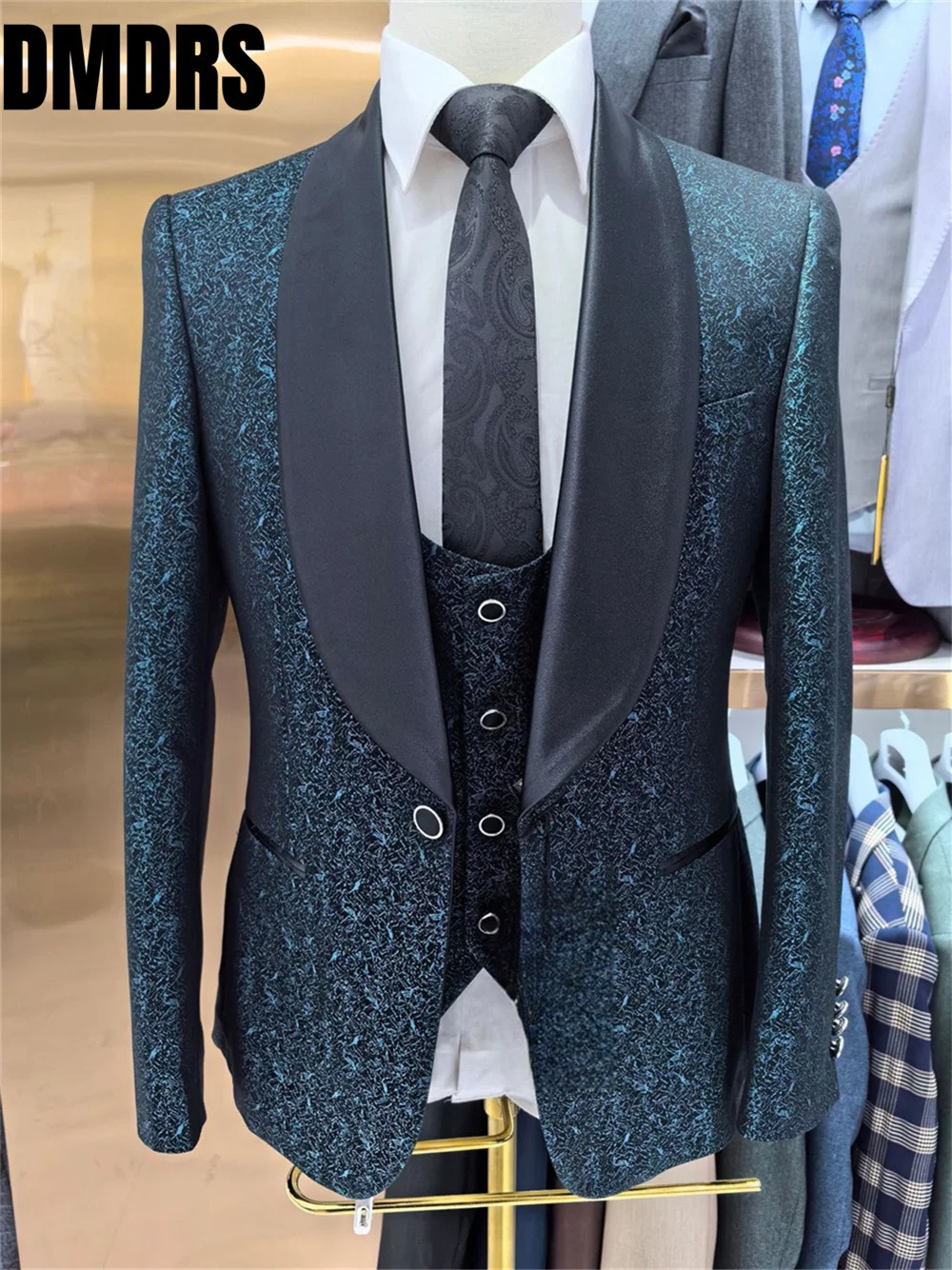 Stylish Jacquard Mens Suit set For Formal Office Classic Single Breasted Handsome Wedding Host Blazers Pant Vest 241024