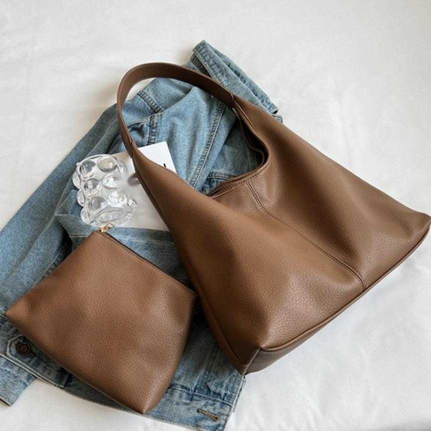 Shoulder Bags Large Capacity Shopping Bag WoMens Bag Spring Commuting Designer Bag Versatile Single Shoulder Tote Bag 241015