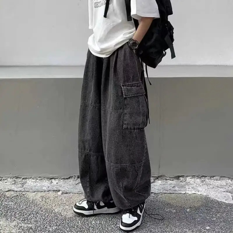 2024 Spring Autumn Men Baggy Jeans Men Wide Leg Pants Big Pockets Elastic Waist Streetwear Trousers Male Loose Denim Pants 241031