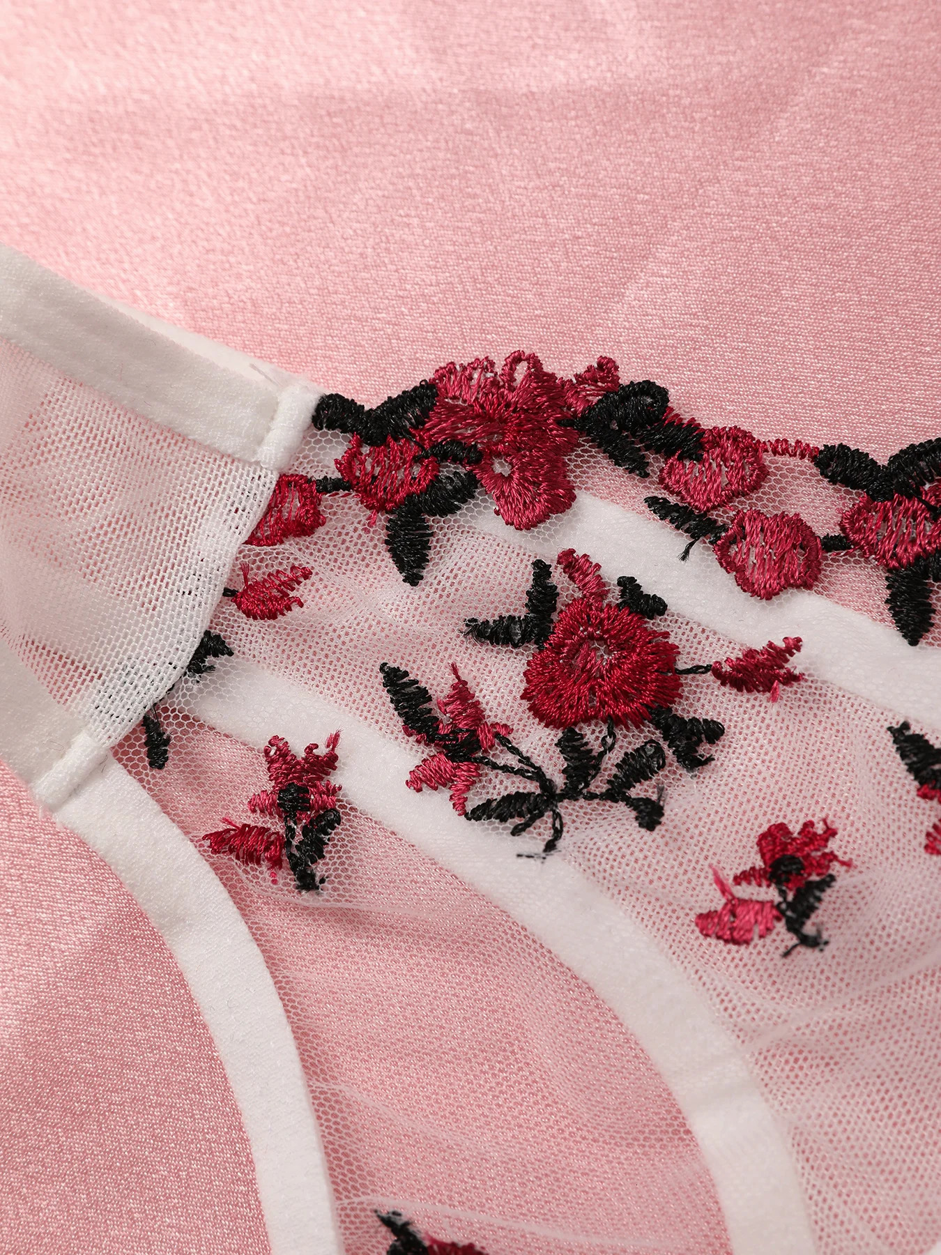 Sexy Lace Lingerie Push Up Lingerie Semi-Sheer Bra And Panty Sets Women Gathering Chest Underwear Flower Embroidery Bralette Set 241031