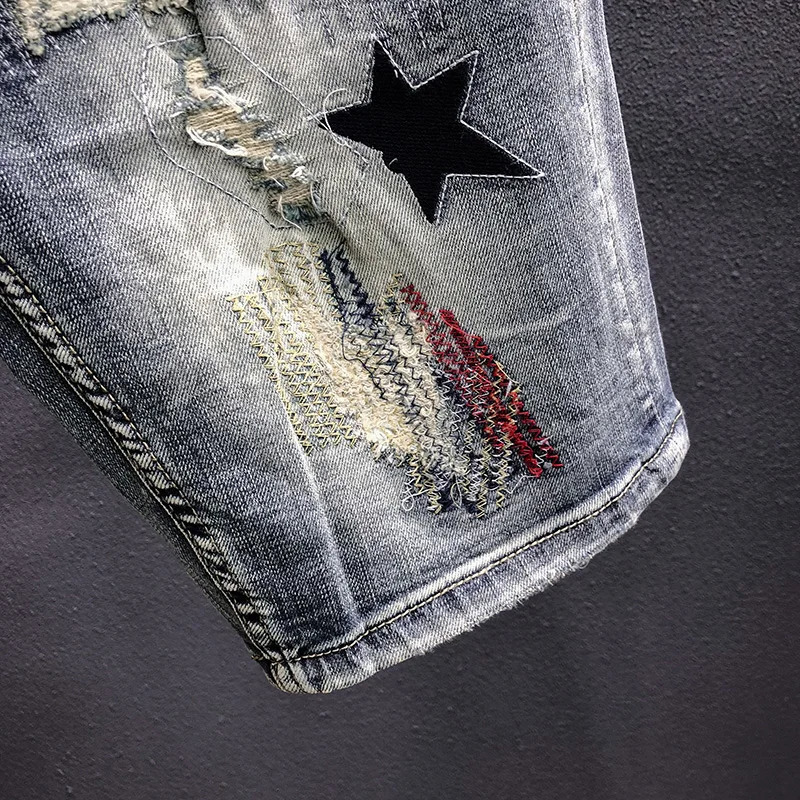 Bermuda Denim Shorts Mens Summer Fashion Embroidery Patch Ripped Holeknee High Youth Streetwear Retro Short Jeans Male 240327