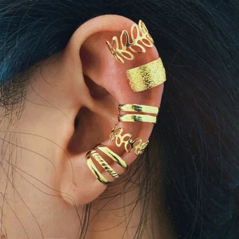 5PcsLot Vintage Gold Color Leaves Ear Cuff NonPiercing Cartilage Clip Earrings For Women Men Creative Trend Jewelry 241031