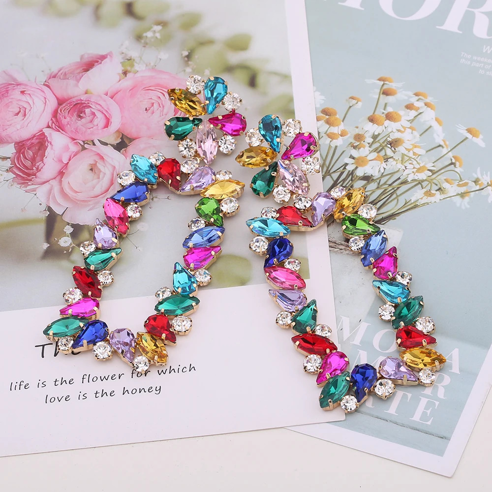 Wholesale rhinestone earrings geometric pendants earrings drop earrings jewelry accessories womens fashion trends earrings Bijoux 241031