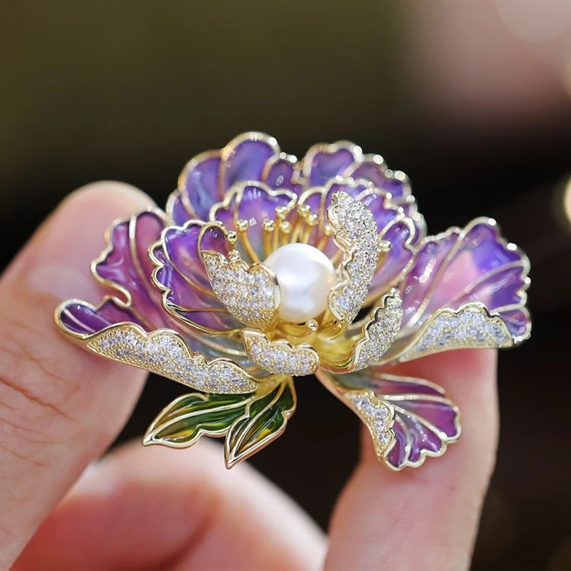 Chinese Style Purple Peony Flower Brooch For Women Dainty Plant Pearl Shiny Pins Party Office Wedding Corsage Jewelry 241031