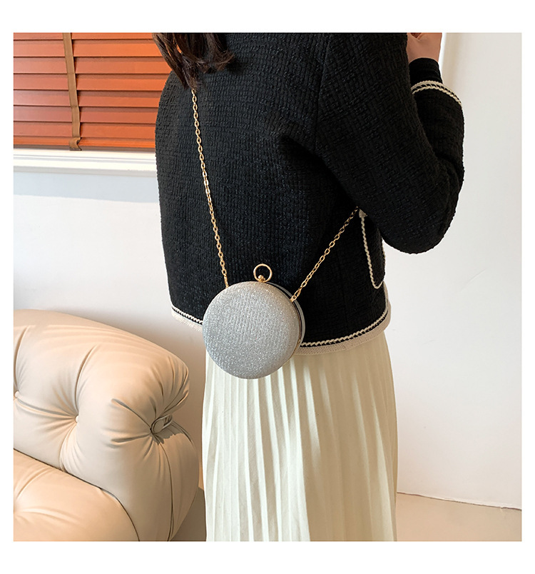 New women's high-end beauty banquet texture simple and fashionable single shoulder fashionable multifunctional woven crossbody bag