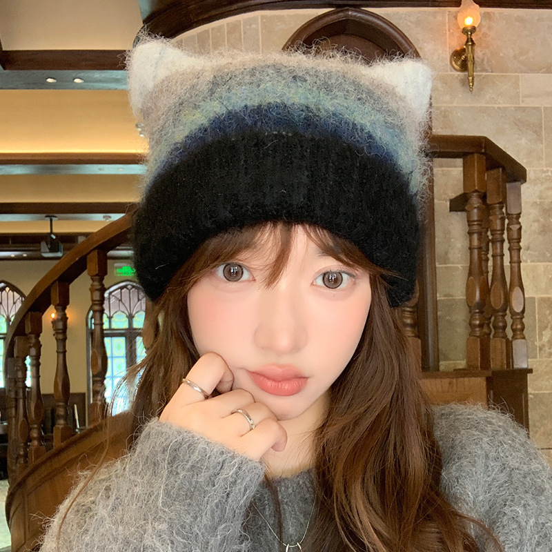 2024 Cat Ear Knitted Hat Solid Warm Pig Ear Wool Hat Cute and Fashionable Hooded Niche Design Hip Hop Personalized Cold Hat 240625