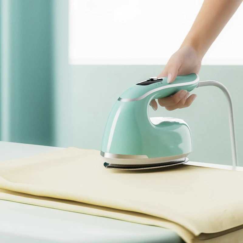 1000W handheld steam iron portable electric clothing steam engine wet dry iron hanger suitable for travel and home 220V Y241101