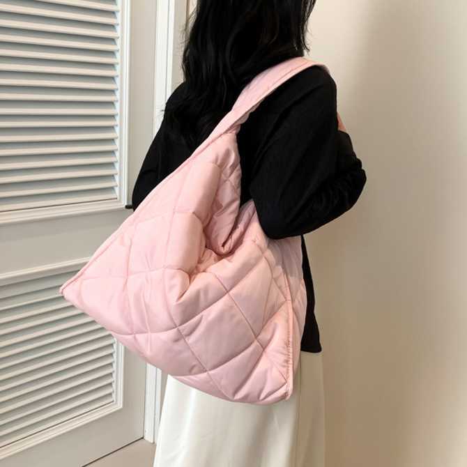 large capacity tote bag, fashionable diamond grid wide shoulder strap down cotton jacket bag, casual single shoulder crossbody bag women 241015