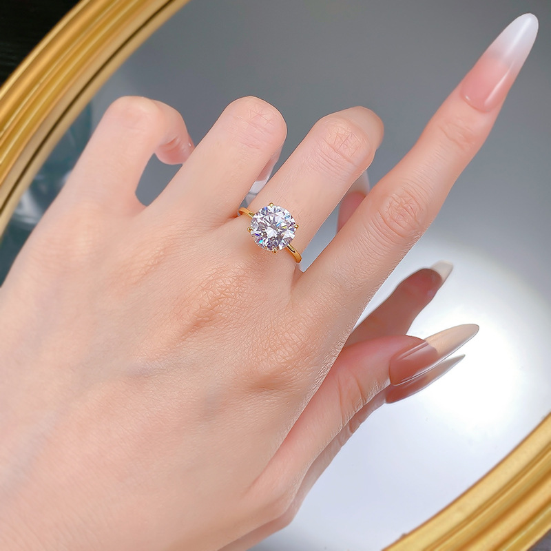 Large 10mm Moissanite Dia Ring in Sterg Sier - Perfect Wedding Band