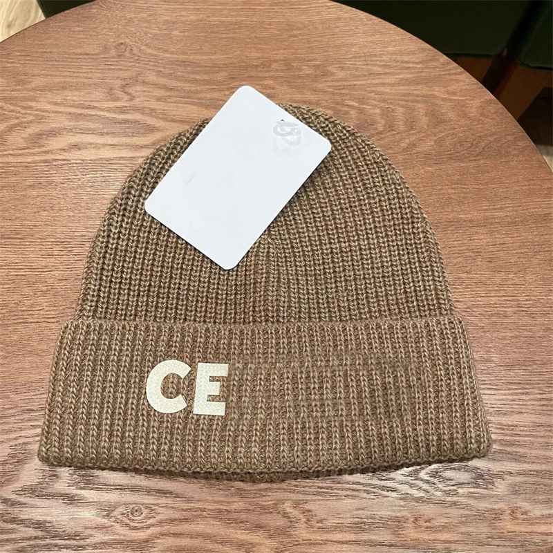 Classic knitted designer hat winter designer beanie men women keep head warm elasticity cuffed brim luxury bonnet blue black grey couple ho051