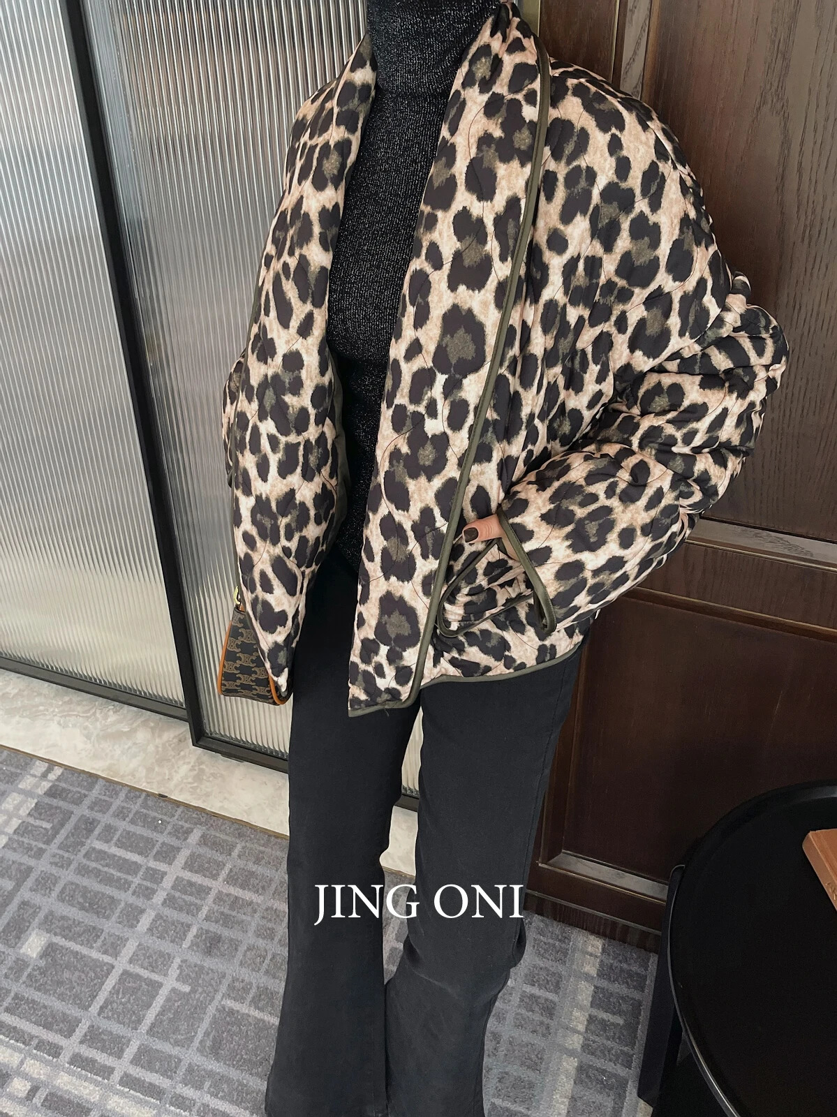 Leopard Short Padding Jacket Winter Woman Clothing Y2K Korean Fashion Style Vintage Outerwears Top Coat Elegant Parkas 241031