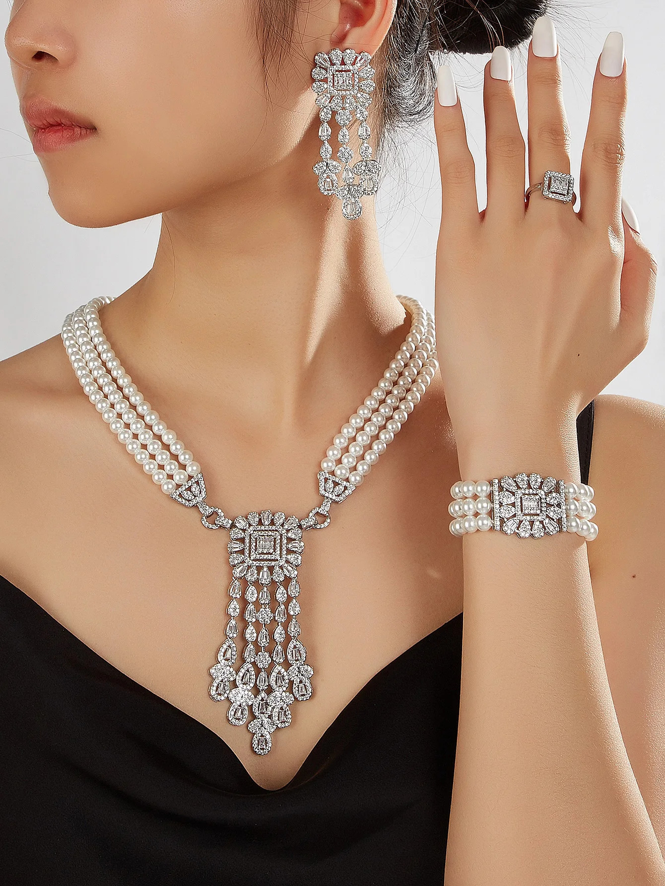 Gorgeous 3-layer glass pearl necklace with cubic zirconia pendant for all zirconia Dubai bridal jewelry set 241031