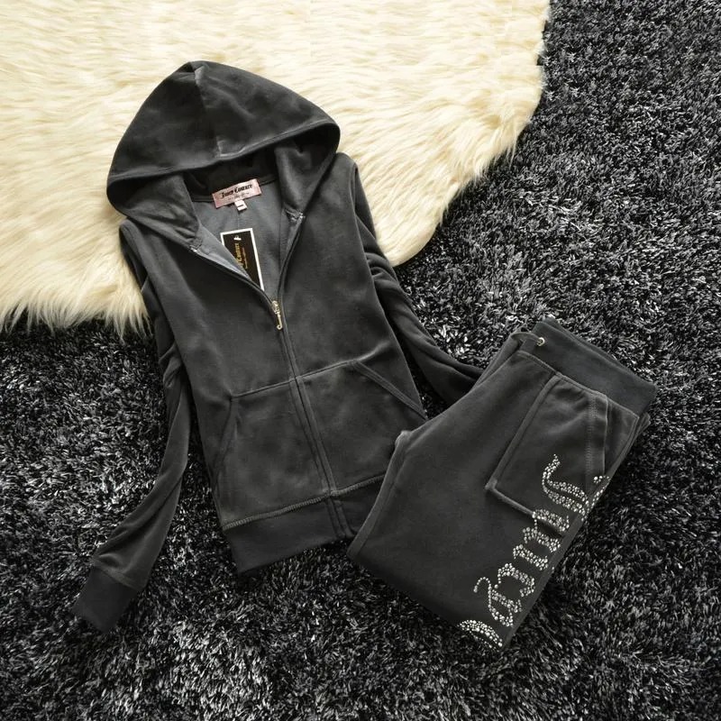 Women's Tracksuit - Comfortable Velour Two-Piece Suit, Soft Spring/Autumn Sportswear Set, Available in Sizes S-3XL C260312