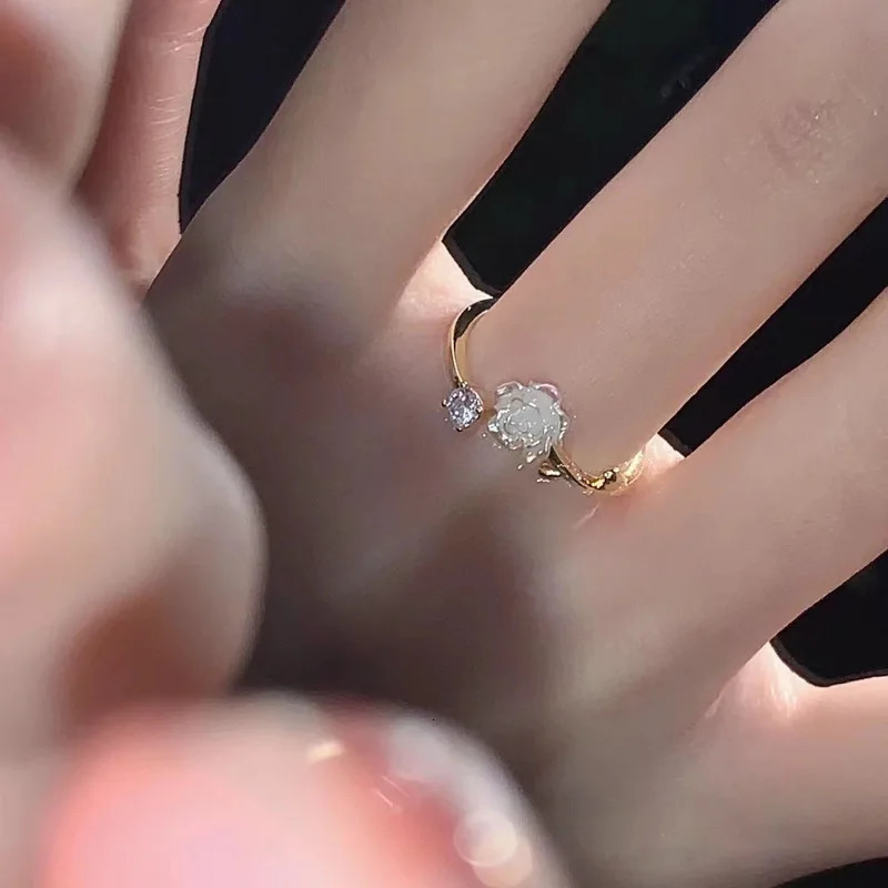 Zircon Flower Opening Rings for Women Cubic Zirconia Rose Cherry Blossom Tulip Adjustable Finger Ring Wedding Jewelry 241031