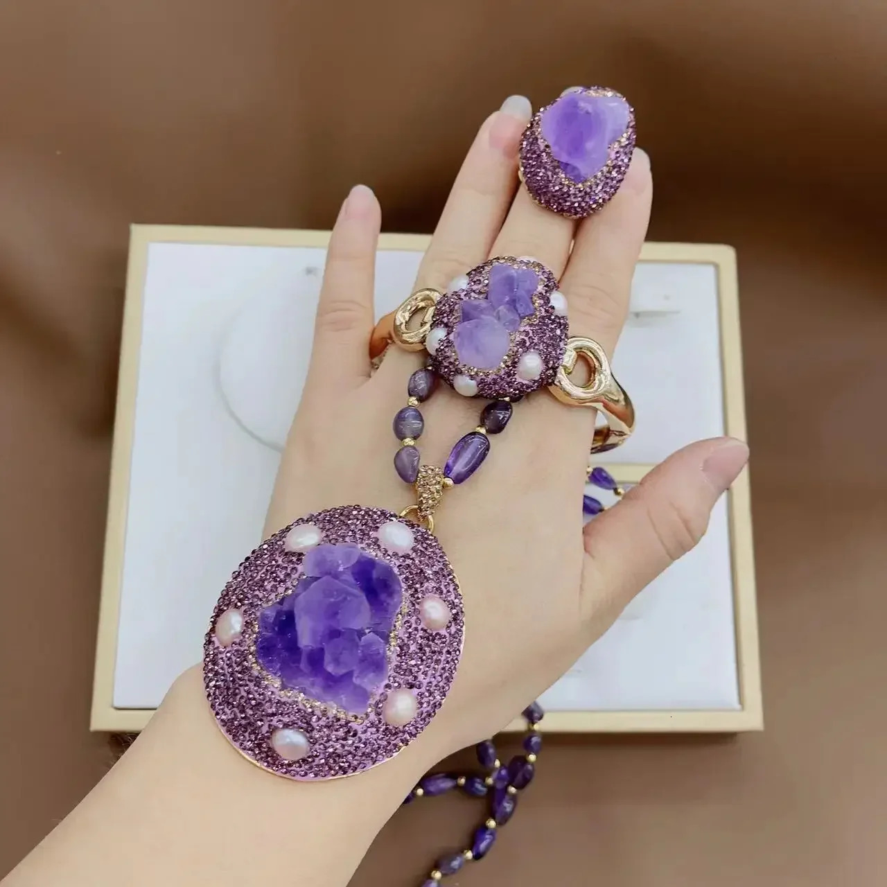 Natural amethyst gemstone jewelry set European and American style lightweight natural stone original 241031