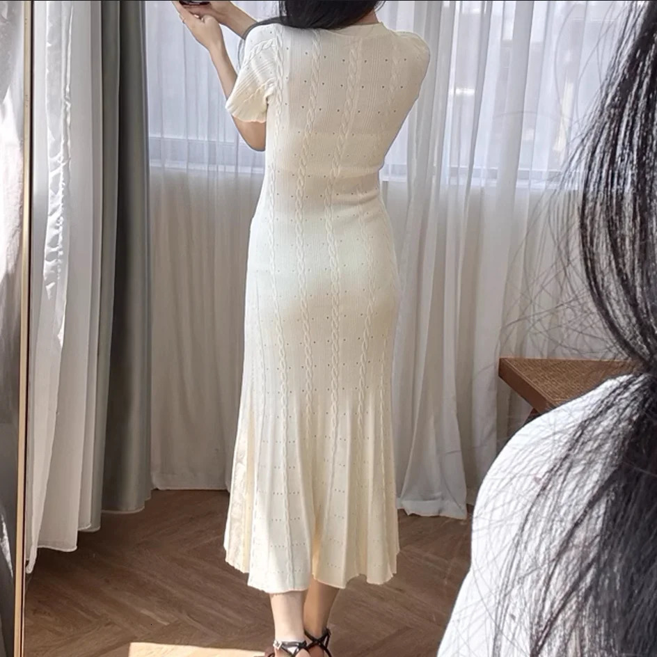White Hollow Knitted Dres 2024 Summer Temperament Short Sleeve Elegant Slim Bodycon Party Dress 241031