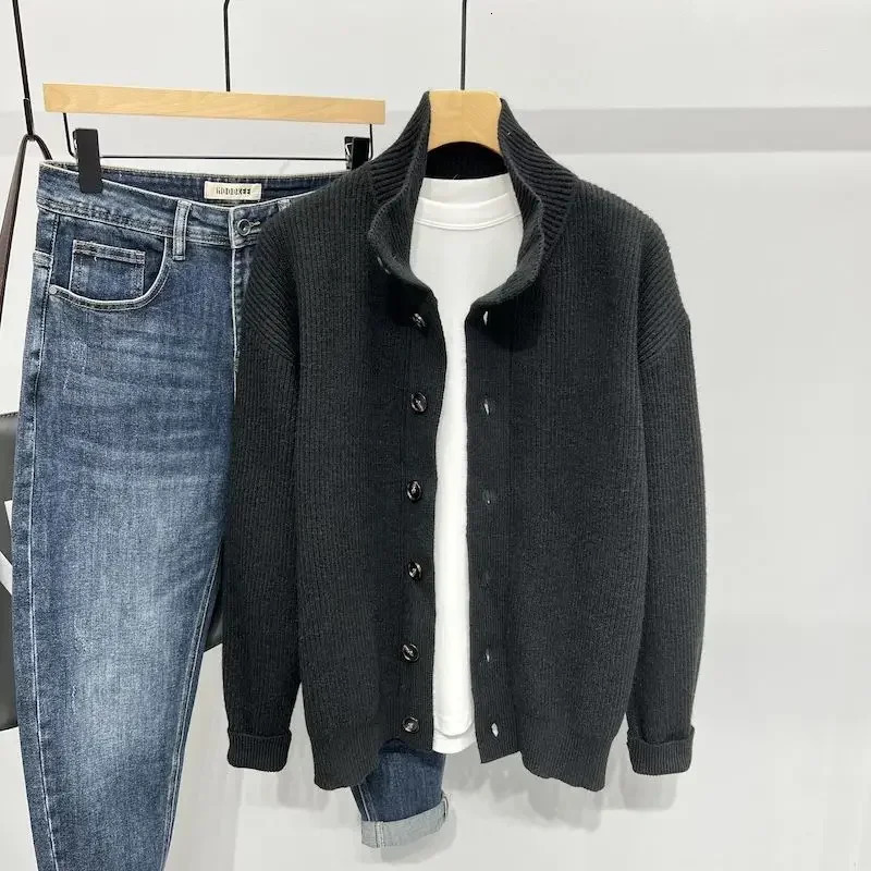 Beige Cardigan Black Knitted Sweaters for Men Plain Polo Man Clothes Solid Color Korean Autumn Japanese Retro Sheap Cigaret 241031
